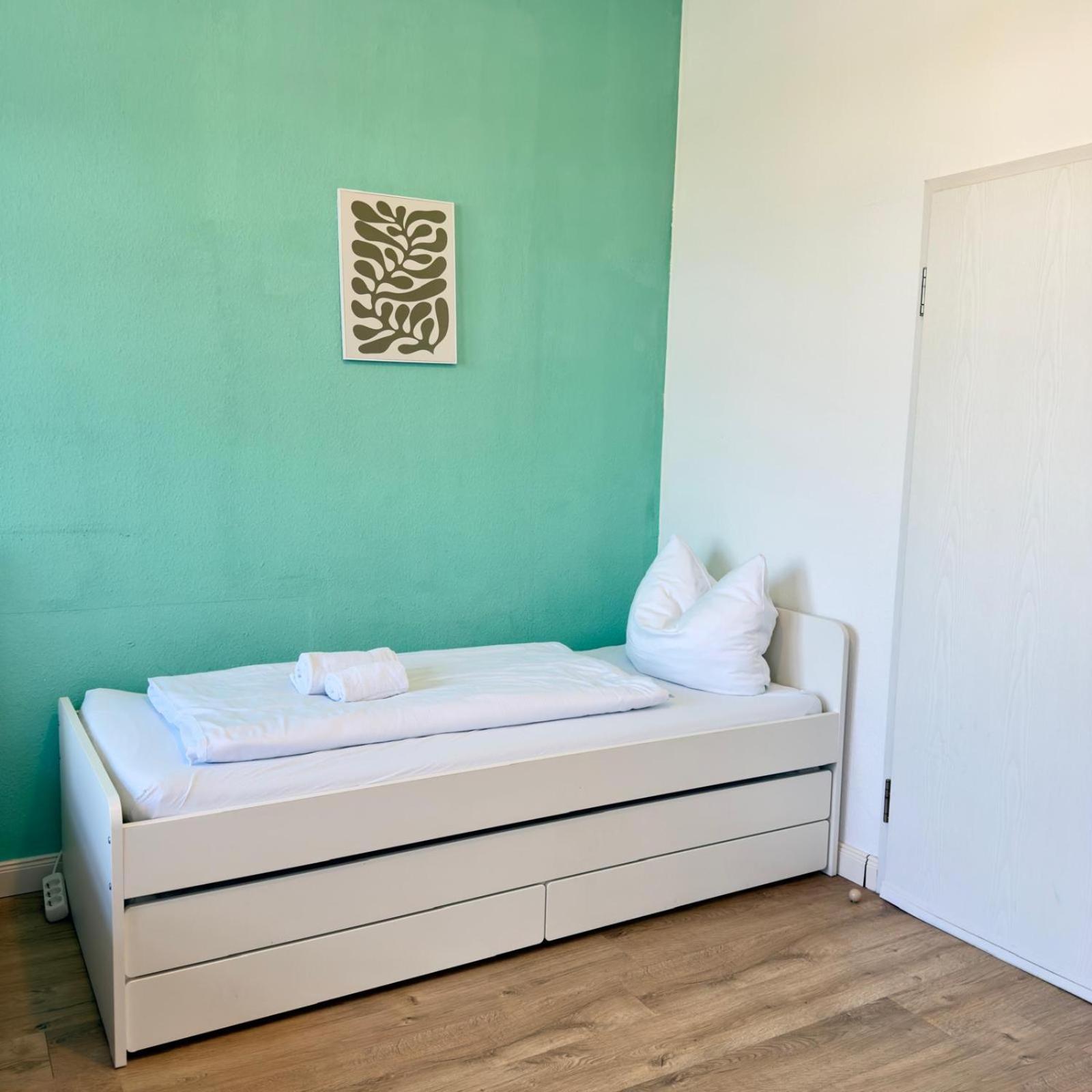 Raha Apartments - Charmantes Studio-Apartment - Hbf - Gratis Parkplatz إرفورت المظهر الخارجي الصورة