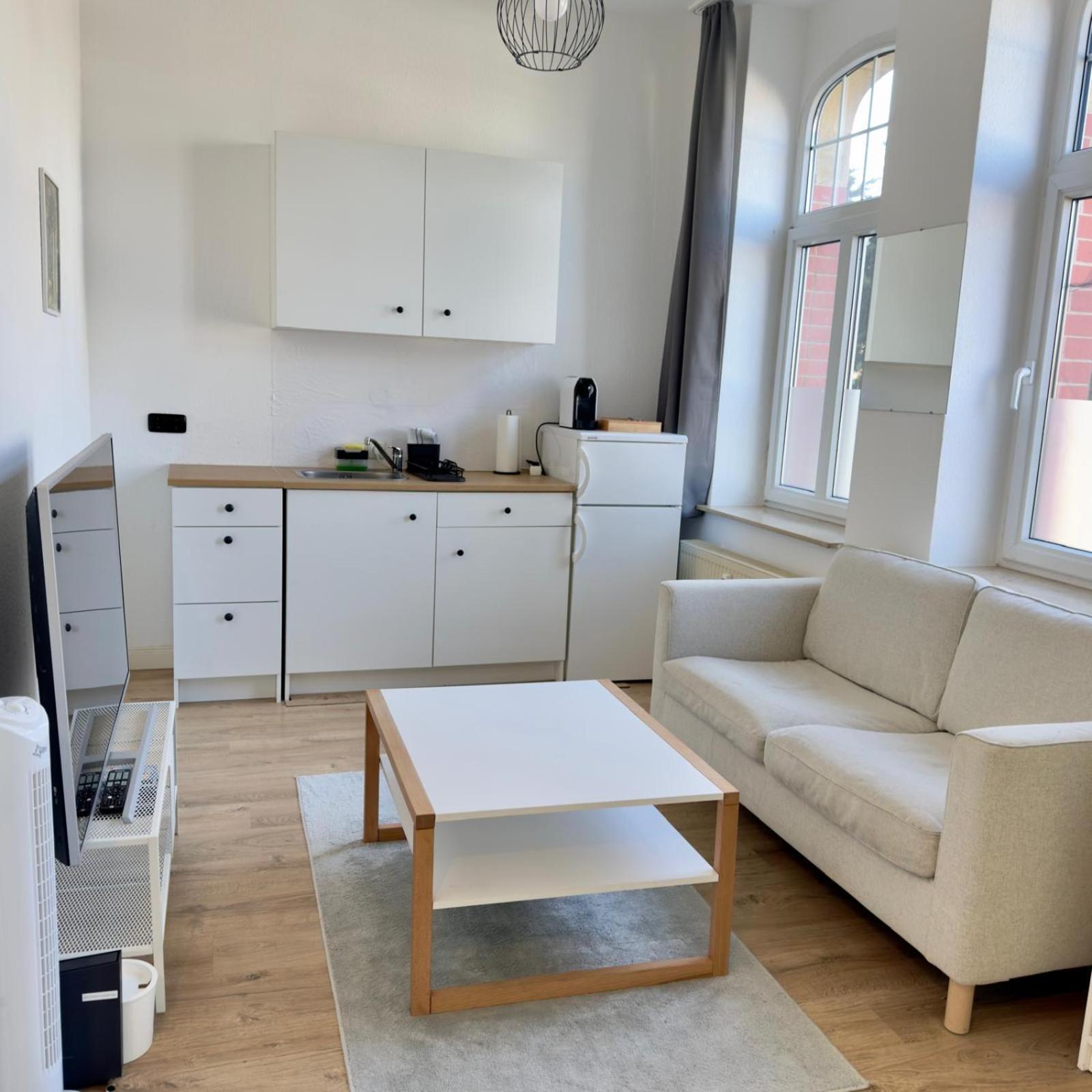 Raha Apartments - Charmantes Studio-Apartment - Hbf - Gratis Parkplatz إرفورت المظهر الخارجي الصورة