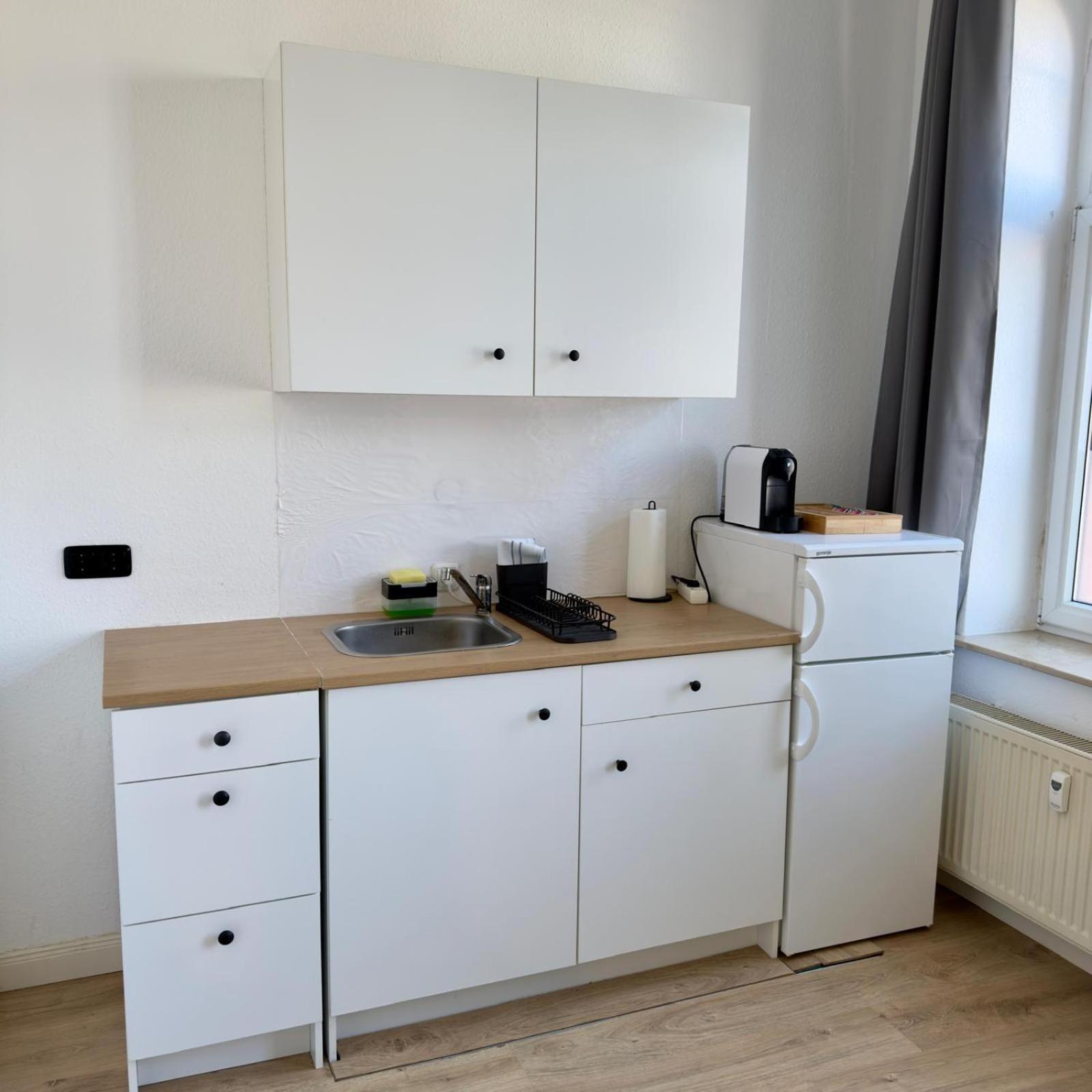 Raha Apartments - Charmantes Studio-Apartment - Hbf - Gratis Parkplatz إرفورت المظهر الخارجي الصورة